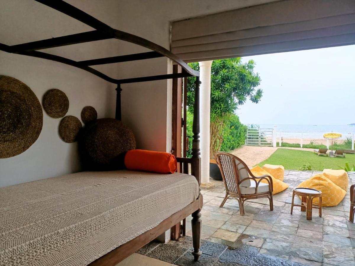 Santi Beach House With Pool & Beach Weligama Dış mekan fotoğraf